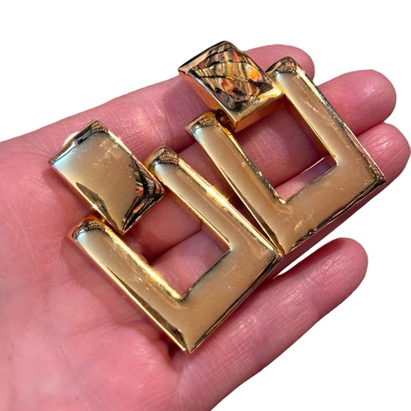 Vintage Paulo Italy Gucci Gold finish runway geometric square clip on earrings - Picture 2 of 3
